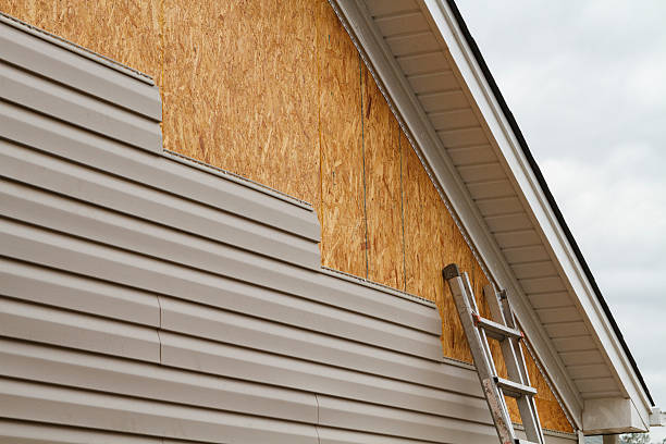 24/7 Emergency Siding Repair experts in Leesburg, VA